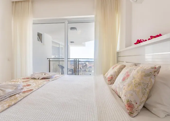 Kiziltas 3 Bedroom Seaview With Private Pool Lägenhet *