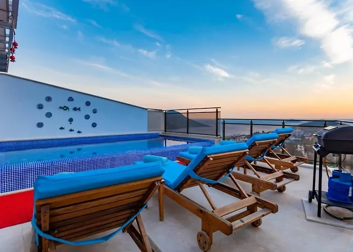Kiziltas 3 Bedroom Seaview With Private Pool Apartment
